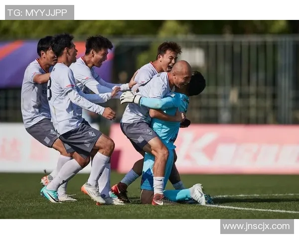 实时新闻上海足球队以56分稳居冠军赛积分榜首位展现强劲实力